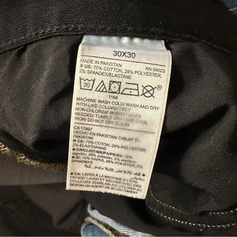 Old Navy 360 Stretch Slim Jeans in Light Wash Denim 30 x 30